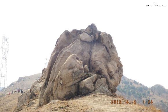早春第一景致蛇山沟南大山