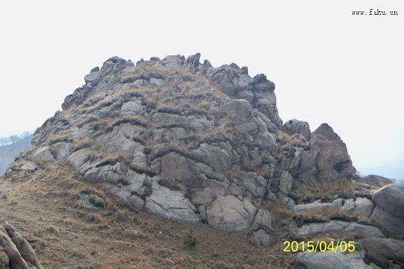 早春第一景致蛇山沟南大山