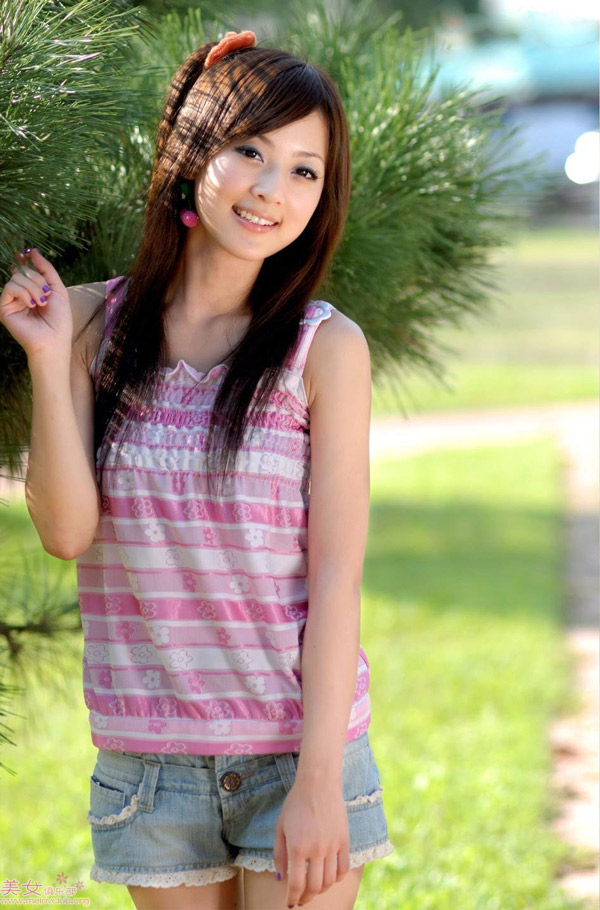 台湾网络人气美女果子MM